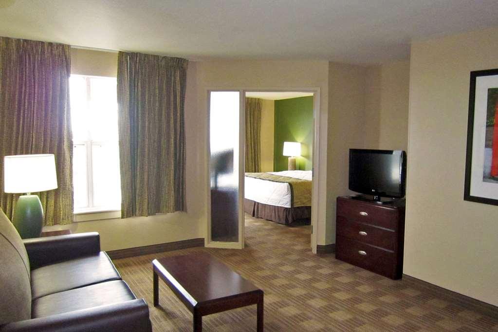 Extended Stay America Suites - Tampa - Airport - N Westshore Blvd Ruang foto