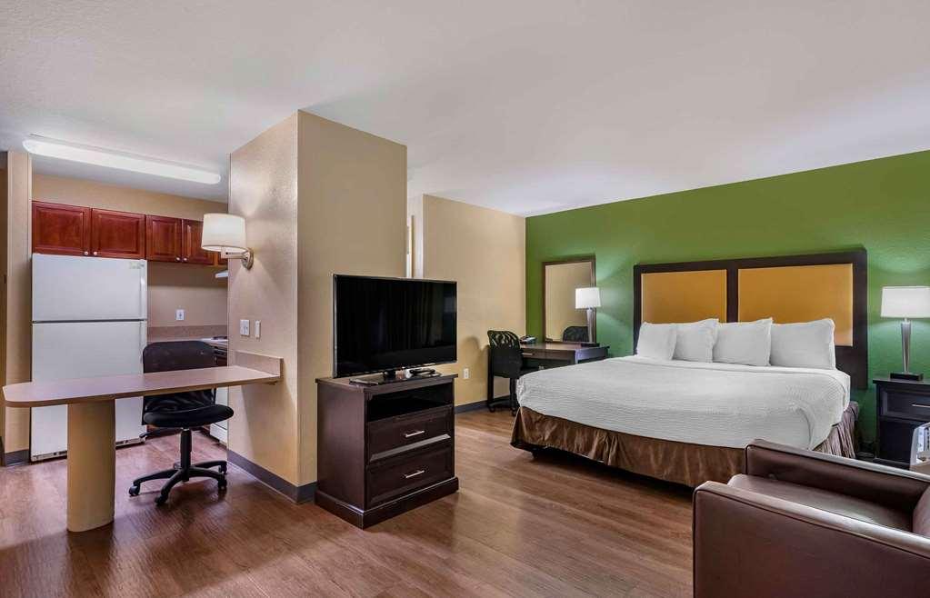 Extended Stay America Suites - Tampa - Airport - N Westshore Blvd Ruang foto