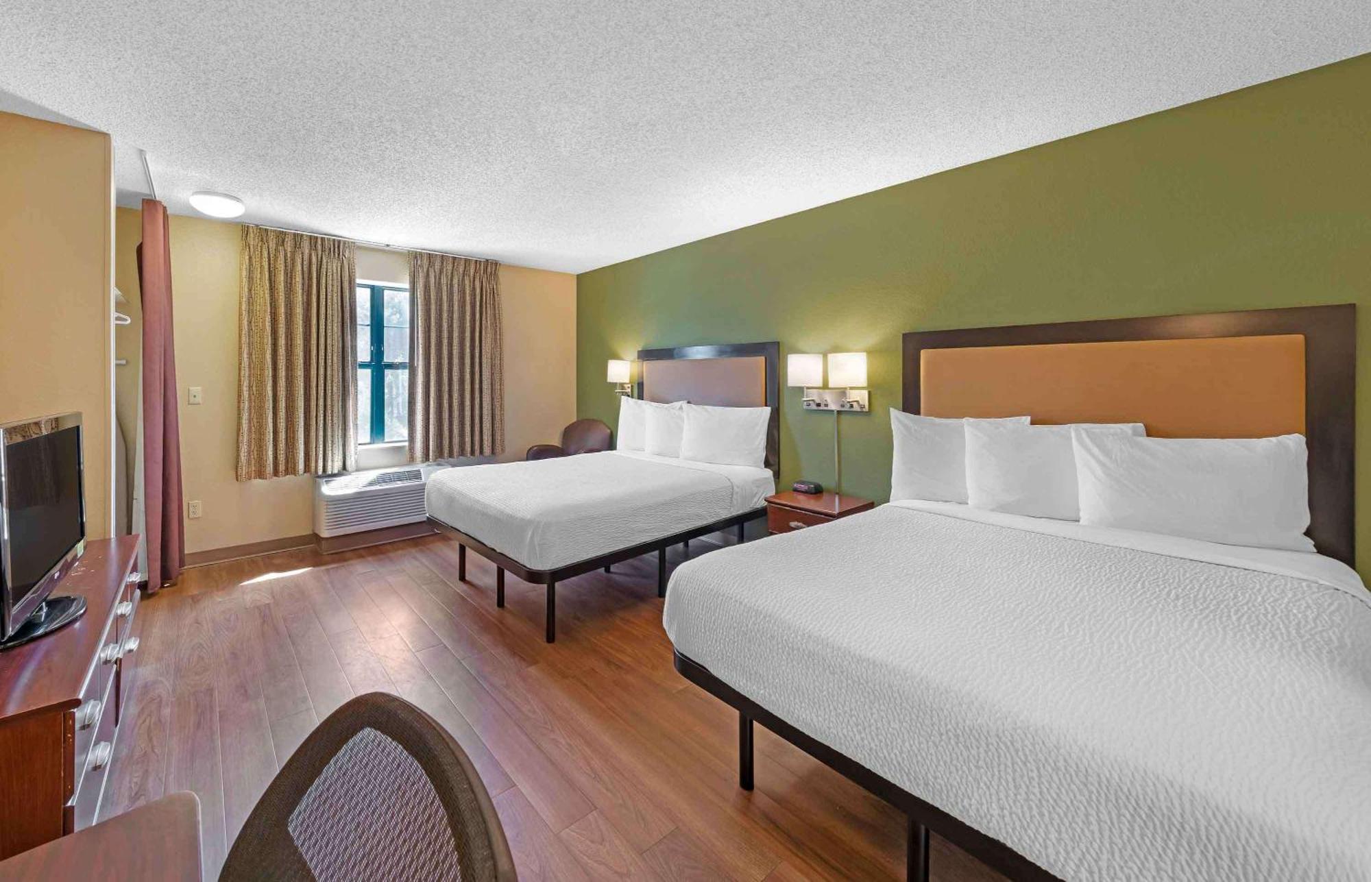 Extended Stay America Suites - Tampa - Airport - N Westshore Blvd Bagian luar foto